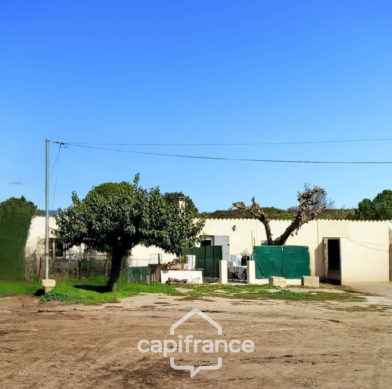  à vendre ferme Alleins Bouches-du-Rhône 2