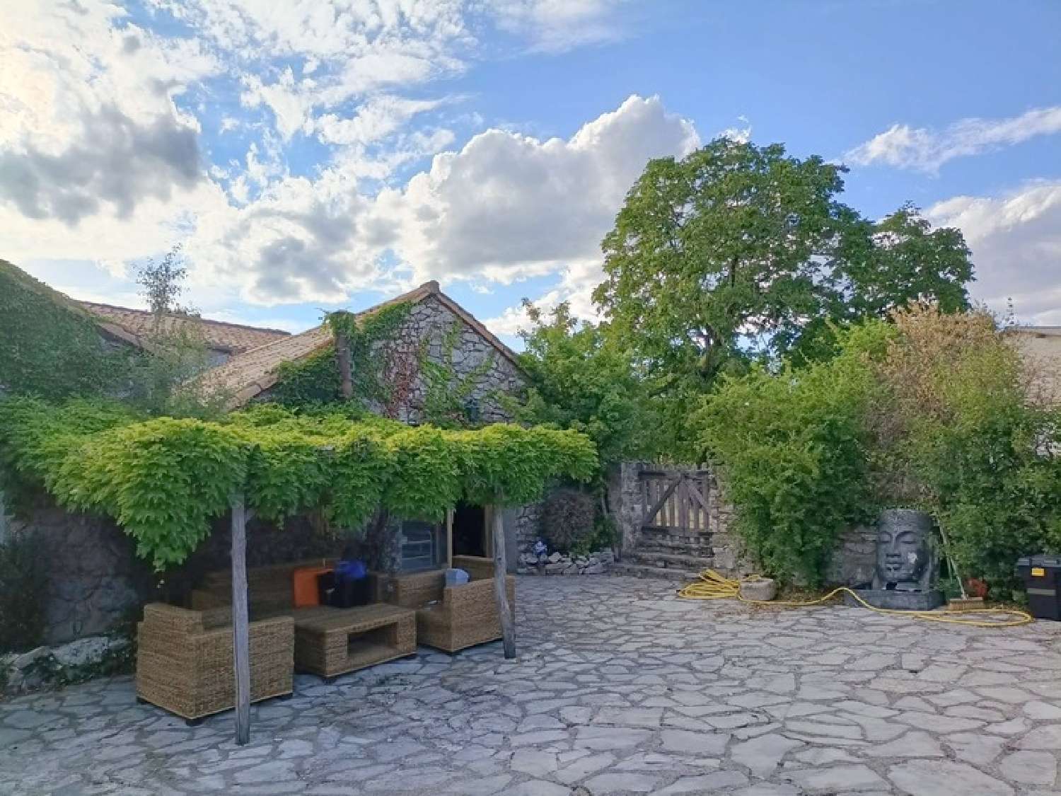 te koop boerderij Blandas Gard 3