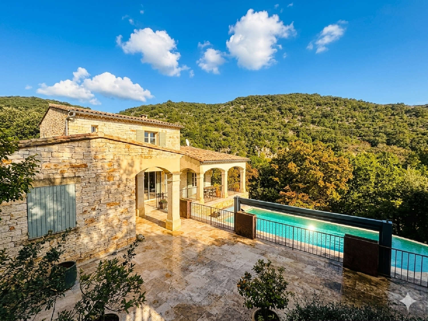 à vendre ferme Goudargues Gard 2