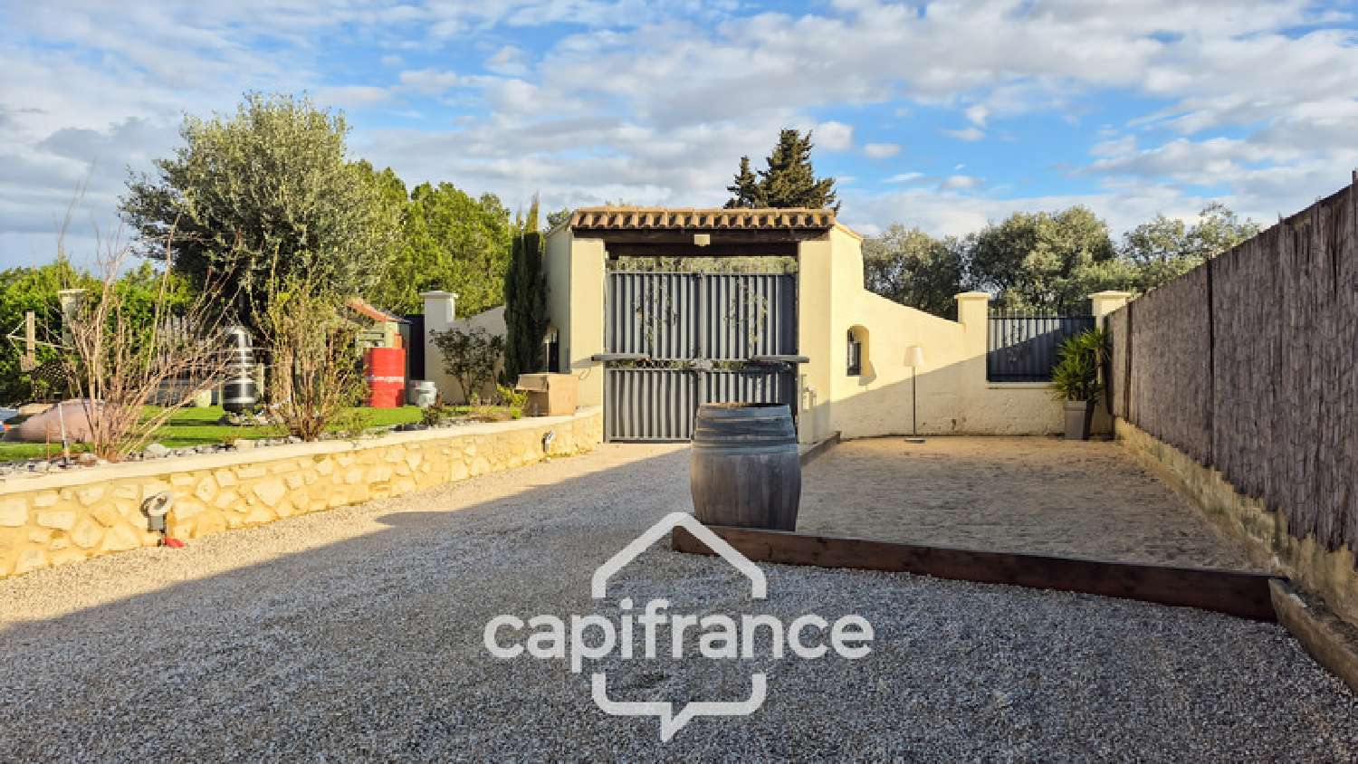 te koop boerderij Roquemaure Gard 7