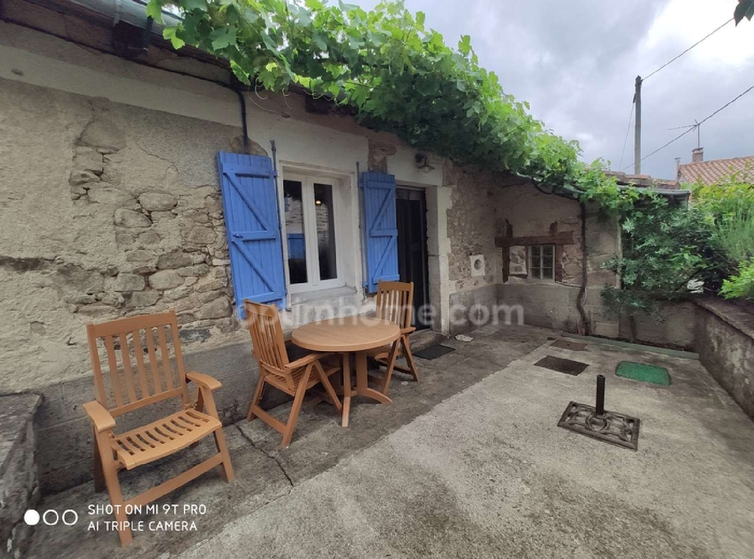  te koop boerderij Roussines Charente 2