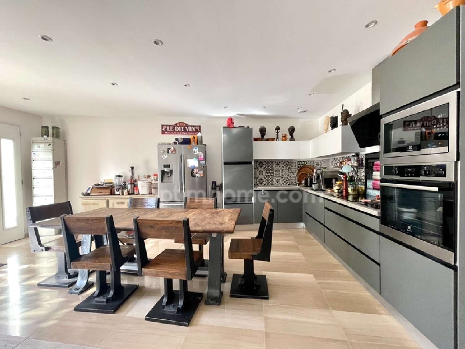  for sale house Aigues-Mortes Gard 3