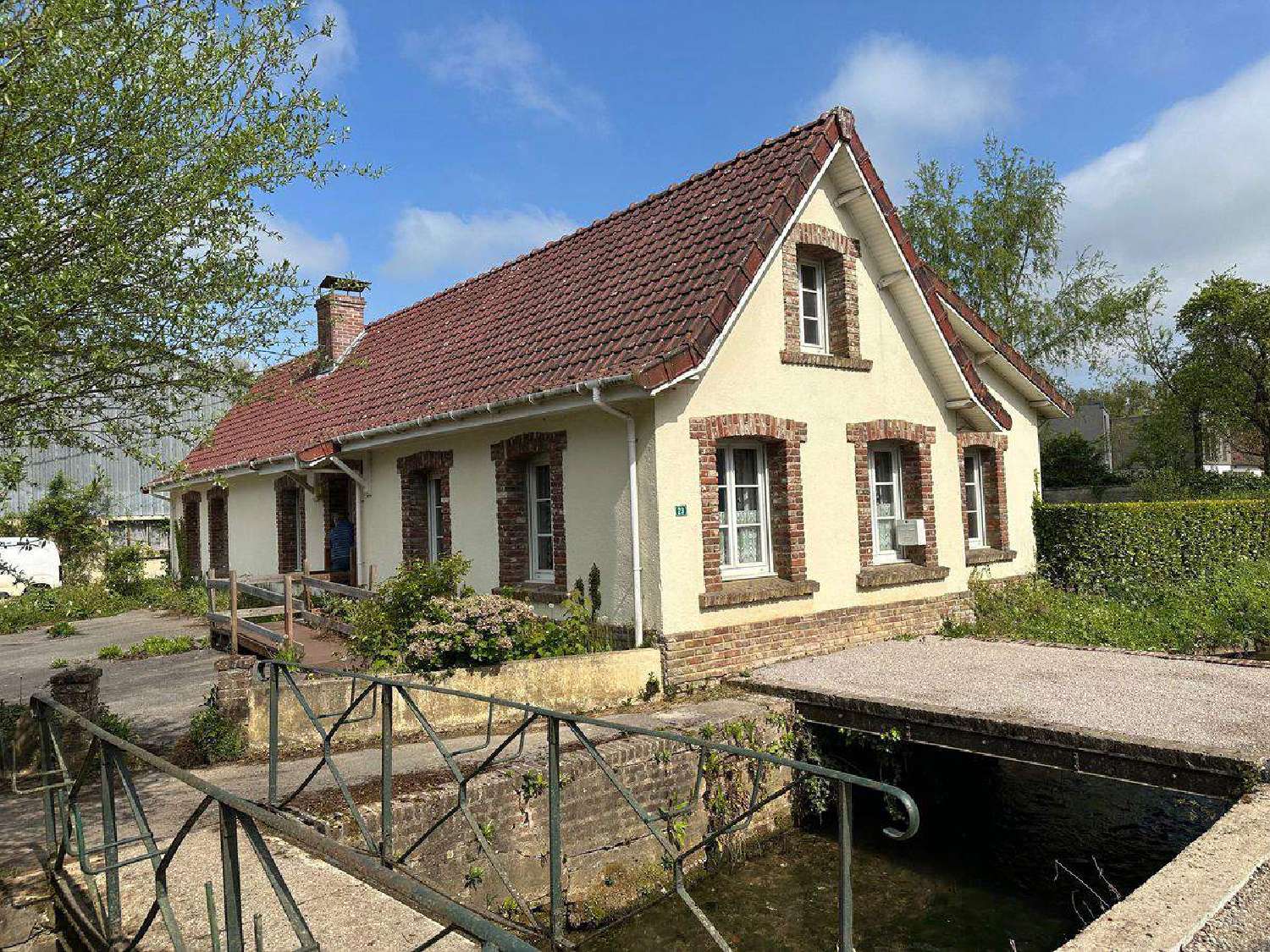  te koop huis Aix-en-Issart Pas-de-Calais 1