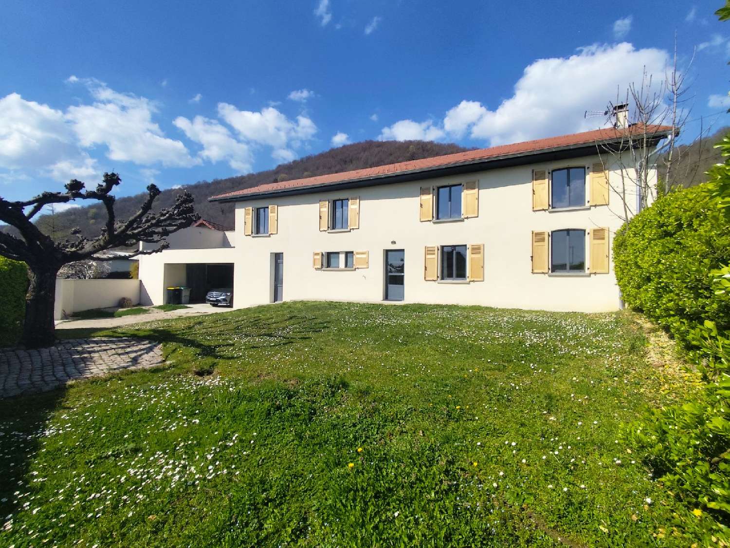 te koop huis Apprieu Isère 1