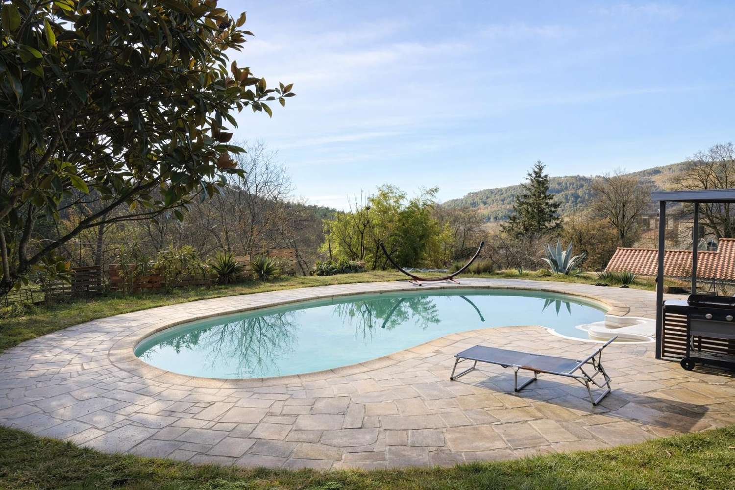 te koop huis Aubenas Ardèche 2