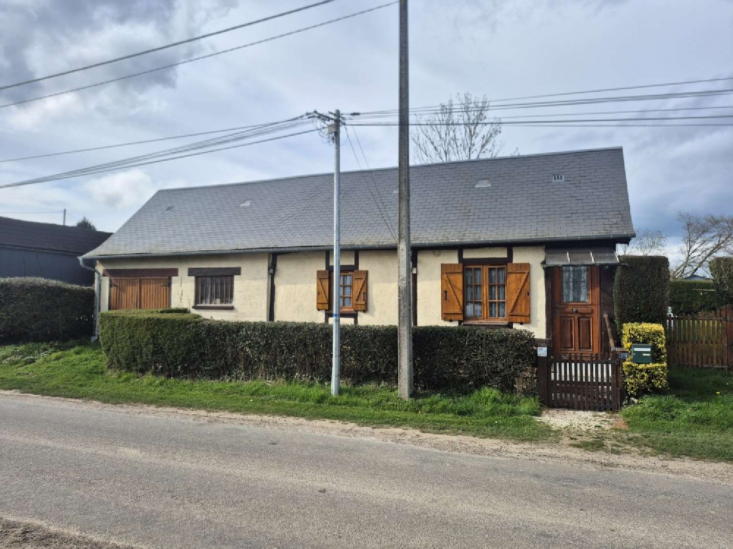  for sale house Aumale Seine-Maritime 1