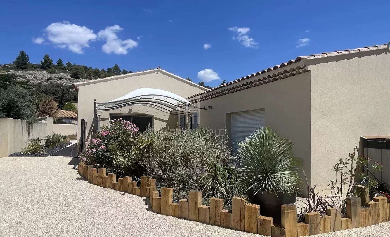 te koop huis Aureille Bouches-du-Rhône 1