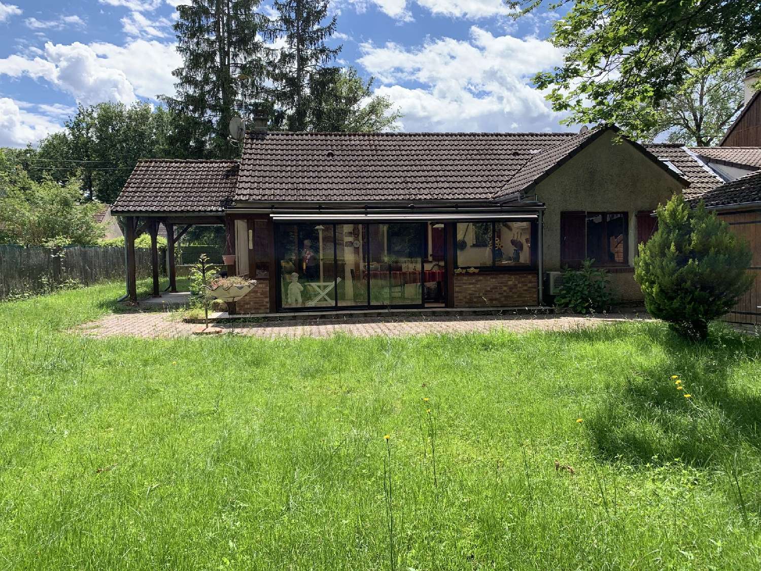  te koop huis Bazoches-sur-le-Betz Loiret 1