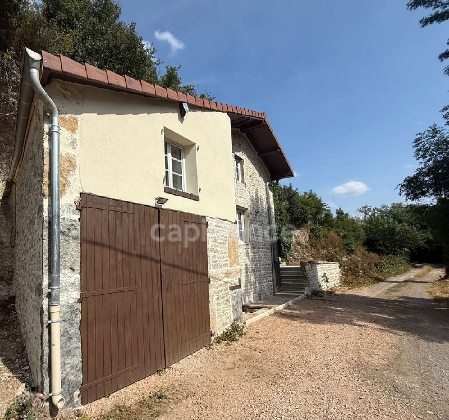  à vendre maison Berzé-la-Ville Saône-et-Loire 5