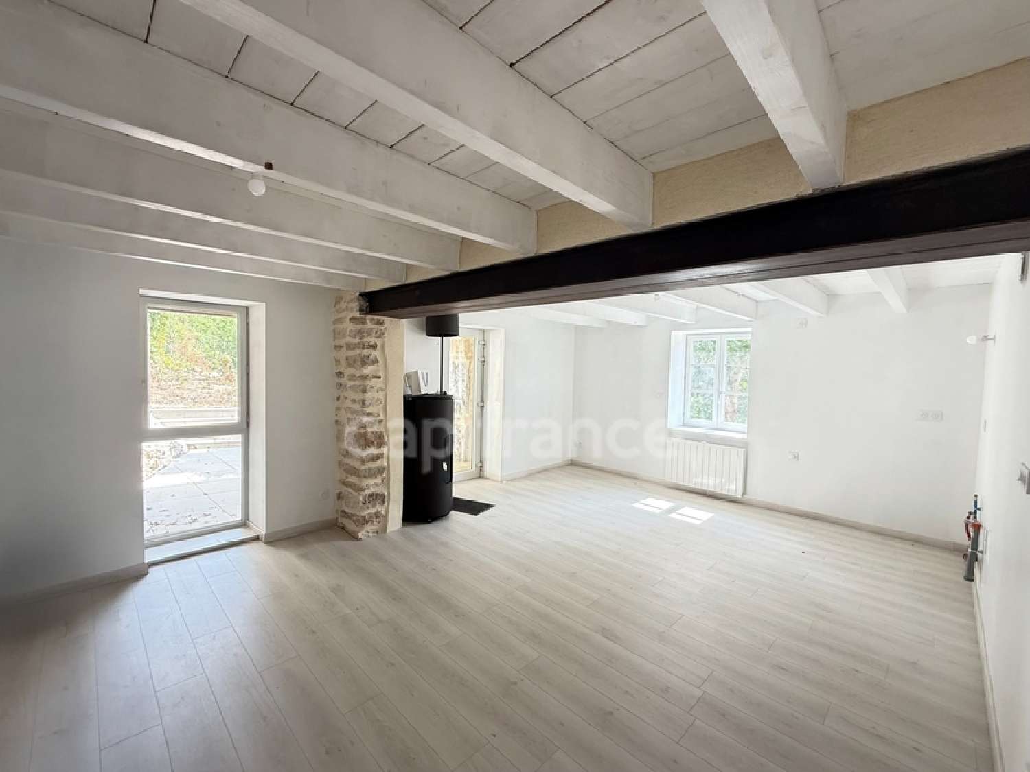  à vendre maison Berzé-la-Ville Saône-et-Loire 7