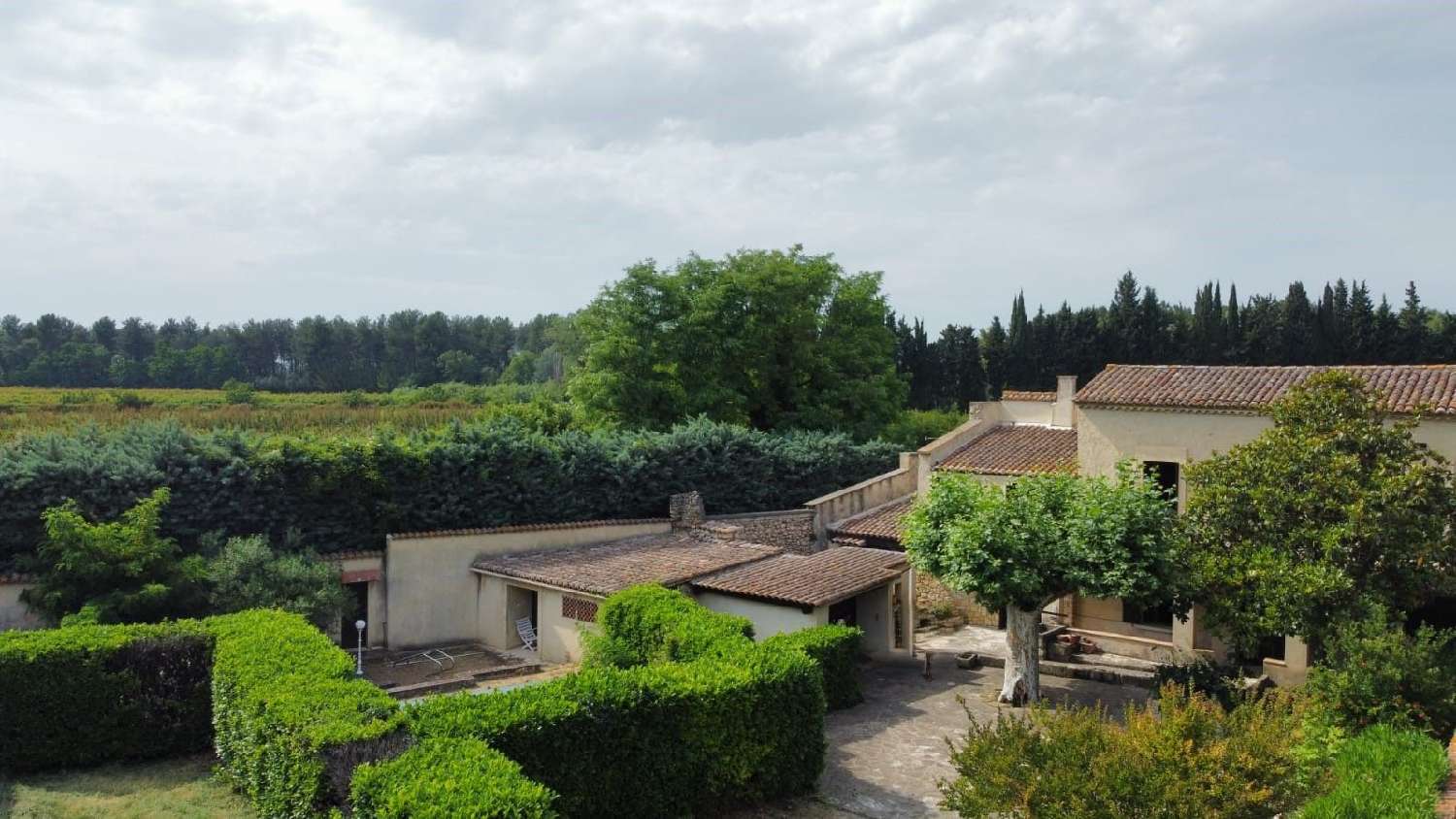 à vendre maison Boulbon Bouches-du-Rhône 1