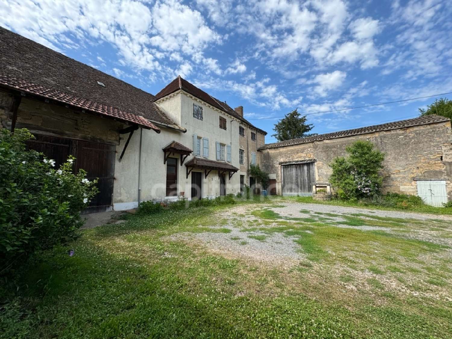  à vendre maison Boyer Saône-et-Loire 2