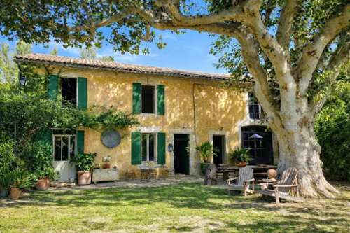 Cabannes Bouches-du-Rhône huis foto 7293138