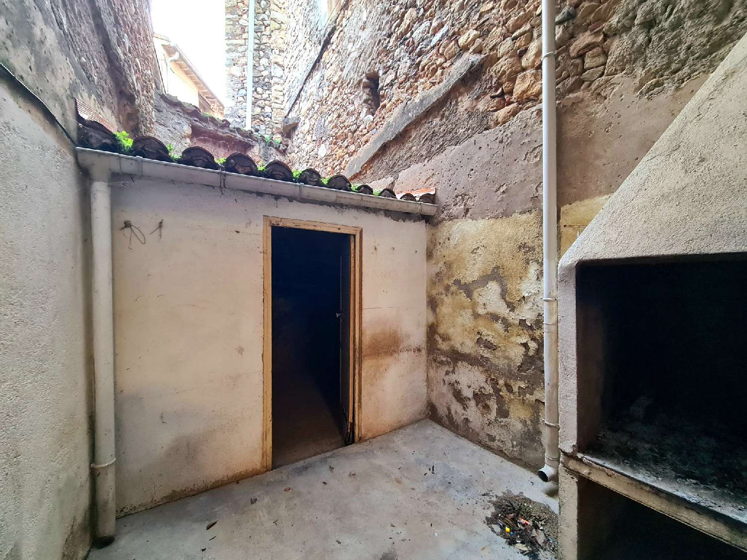  for sale house Cazedarnes Hérault 2