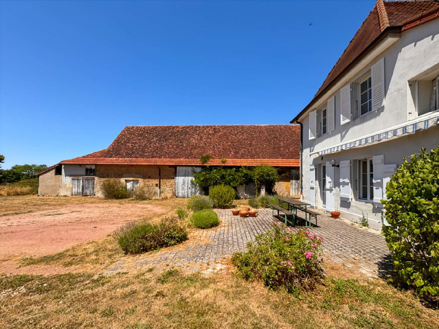 à vendre maison Céron Saône-et-Loire 2