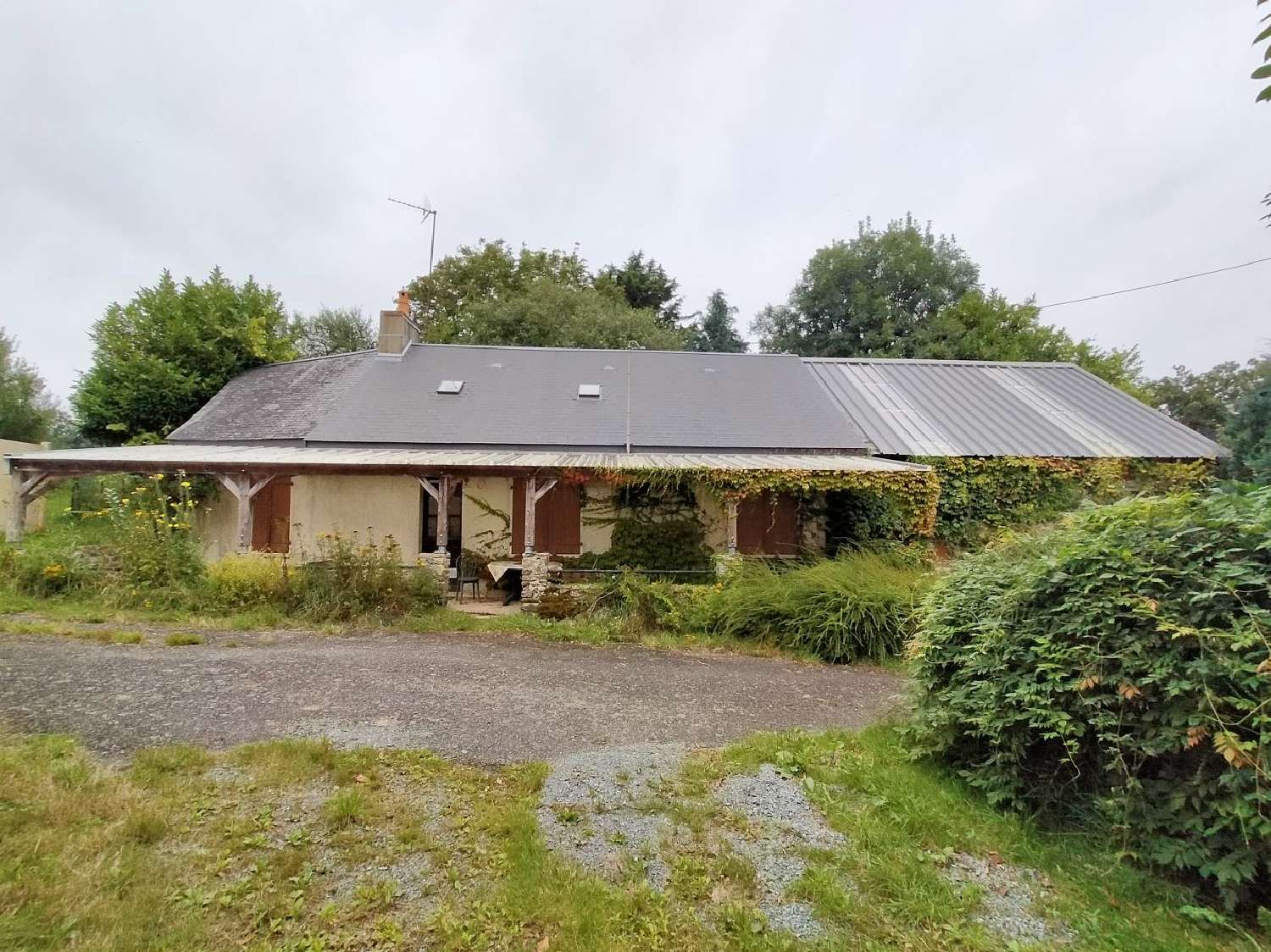  for sale house Champgenéteux Mayenne 1