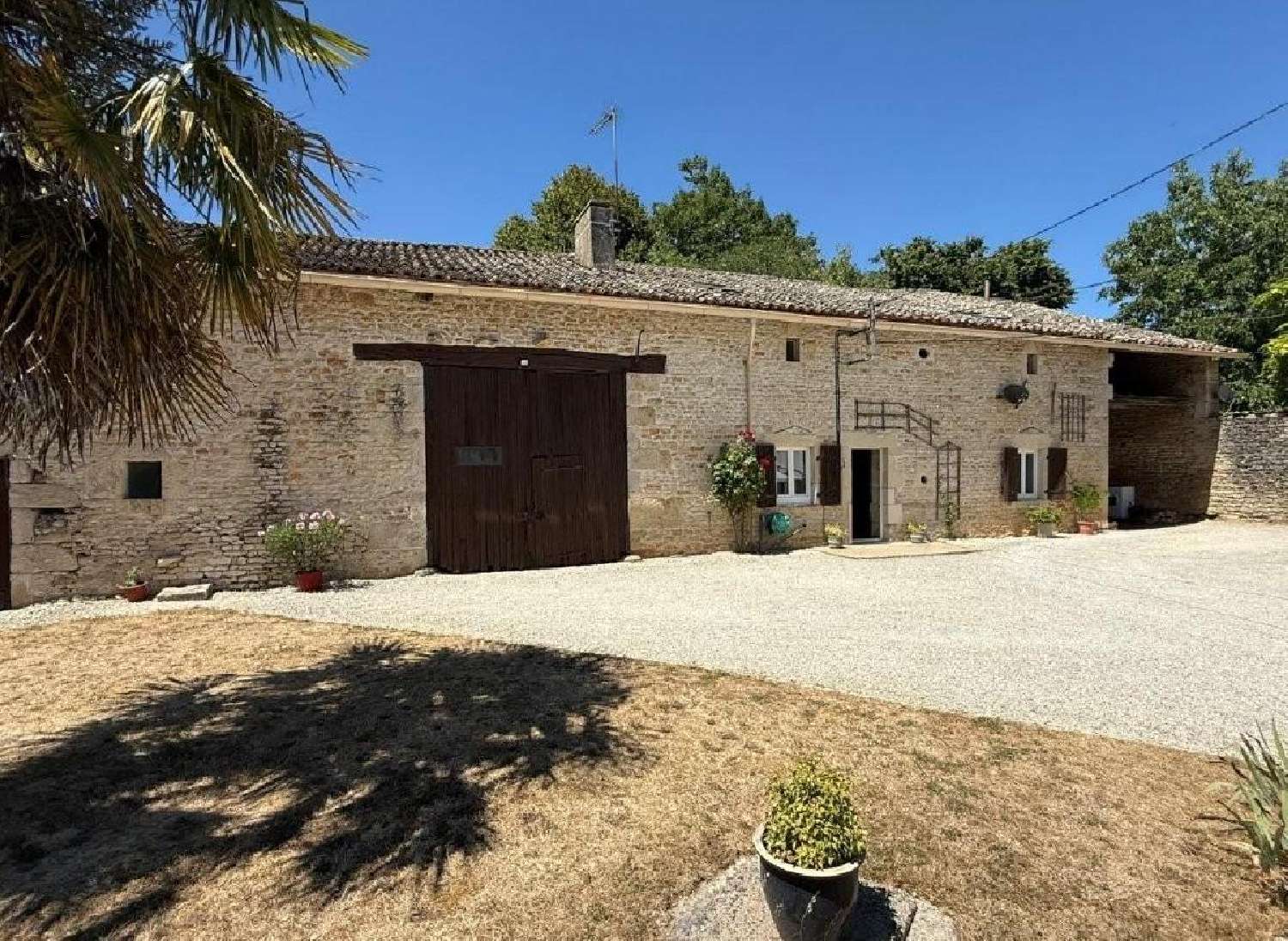  for sale house Civray Vienne 4