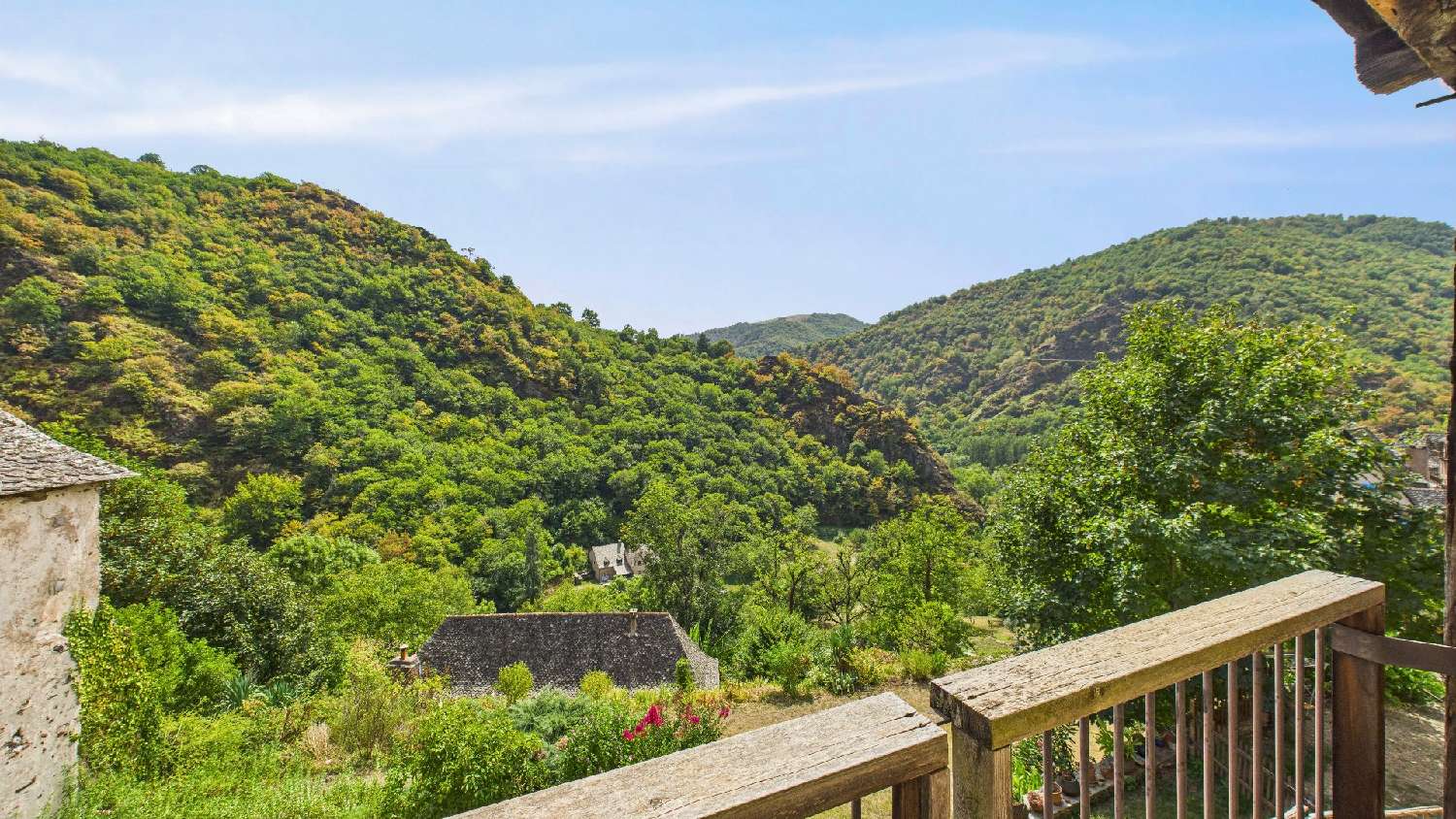  te koop huis Conques Aveyron 2