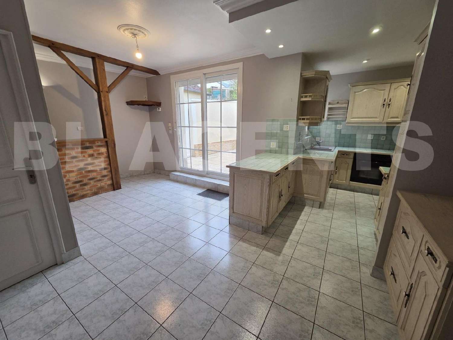 à vendre maison Coulans-sur-Gée Sarthe 1