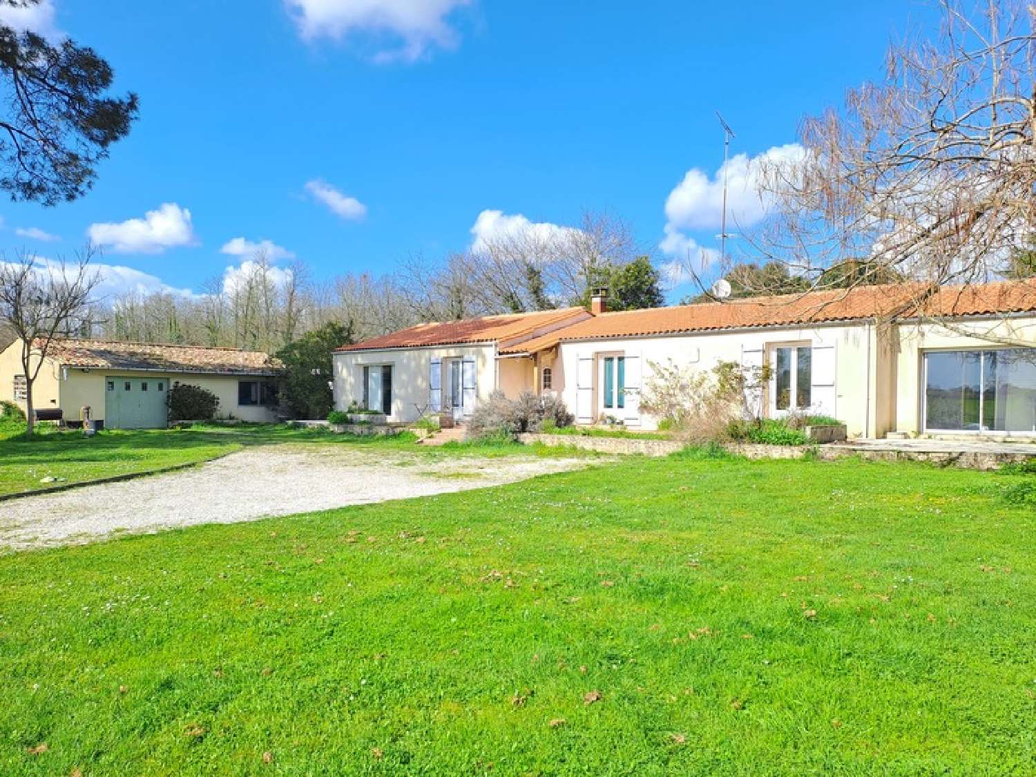  en venta casa Courpignac Charente-Maritime 1