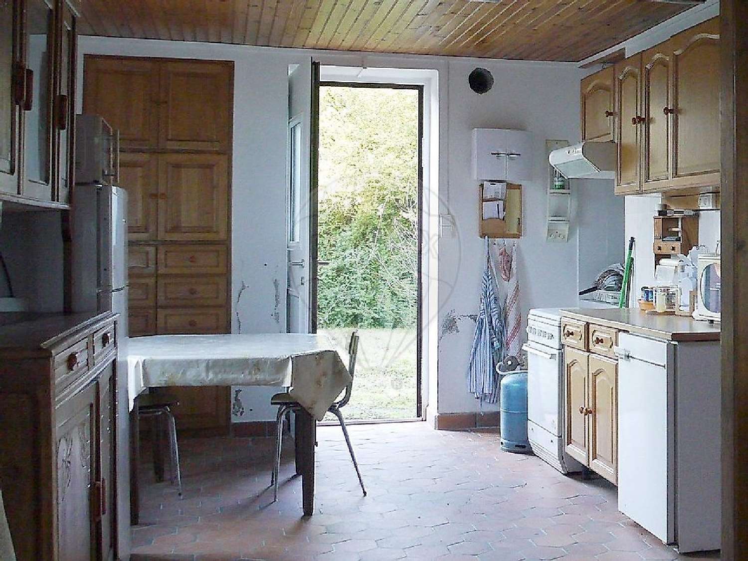 te koop huis Coutansouze Allier 2