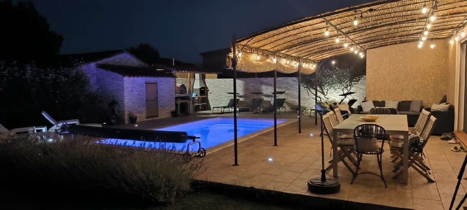  te koop huis Cuges-les-Pins Bouches-du-Rhône 1