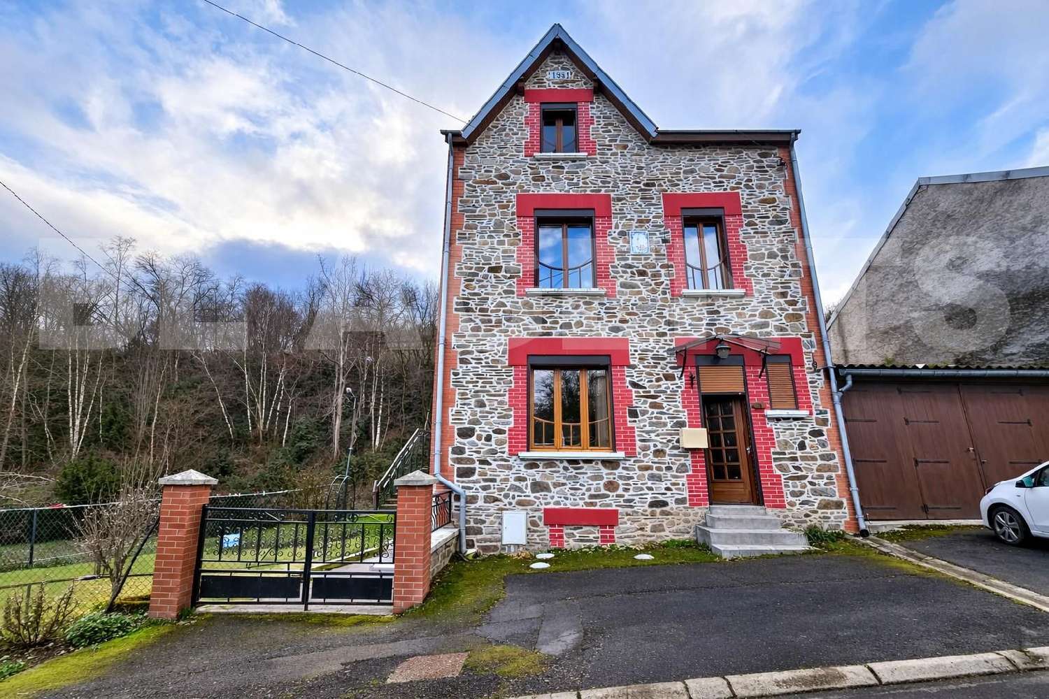  te koop huis Deville Ardennes 1