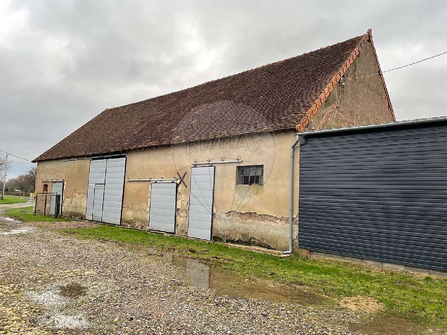  te koop huis Dornes Nièvre 2