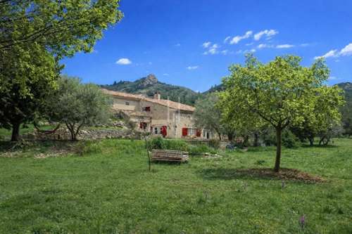 Eygalières Bouches-du-Rhône huis foto 7287710