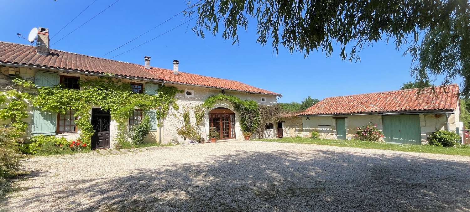  te koop huis Festalemps Dordogne 2
