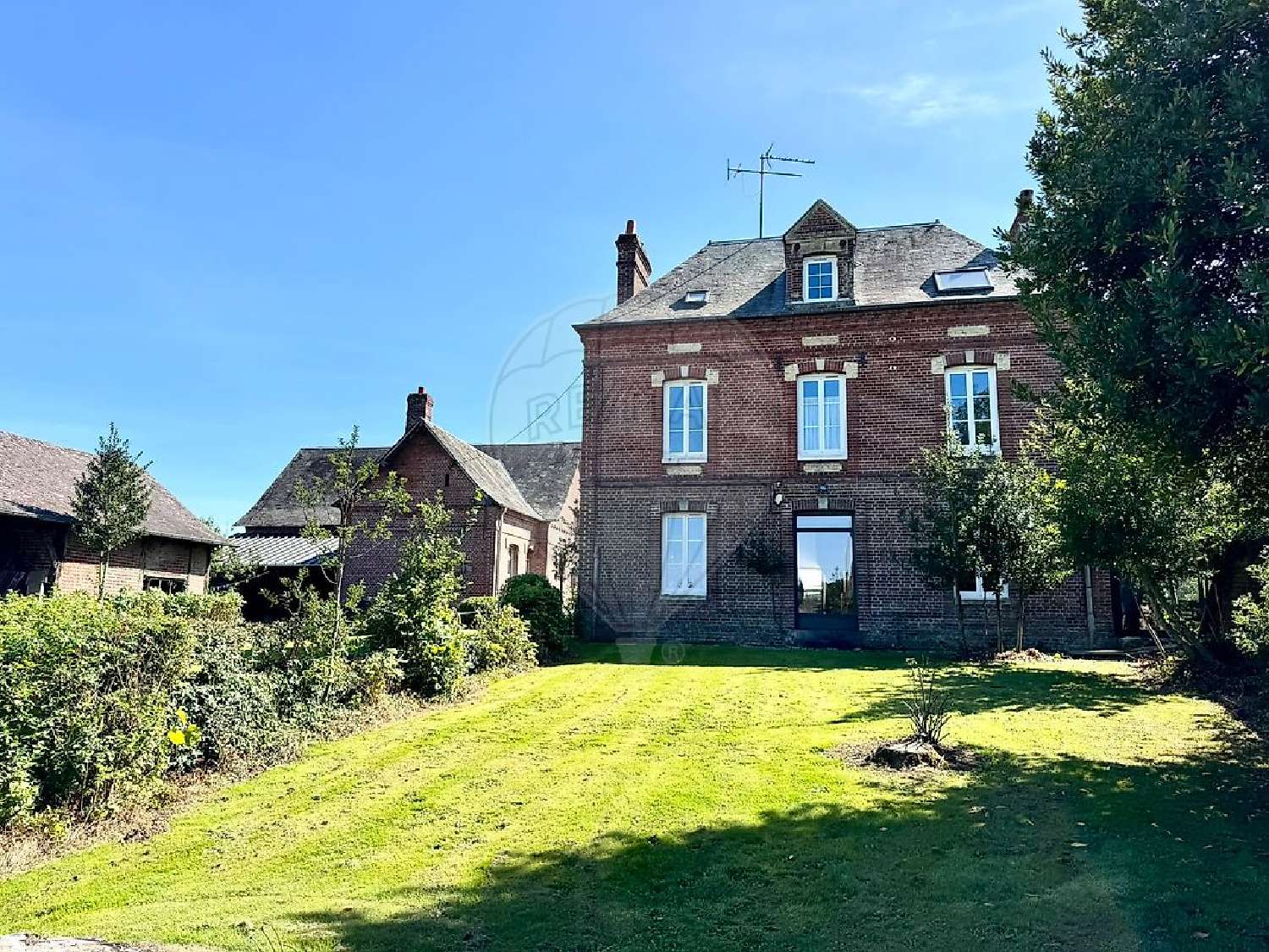  for sale house Forges-les-Eaux Seine-Maritime 1