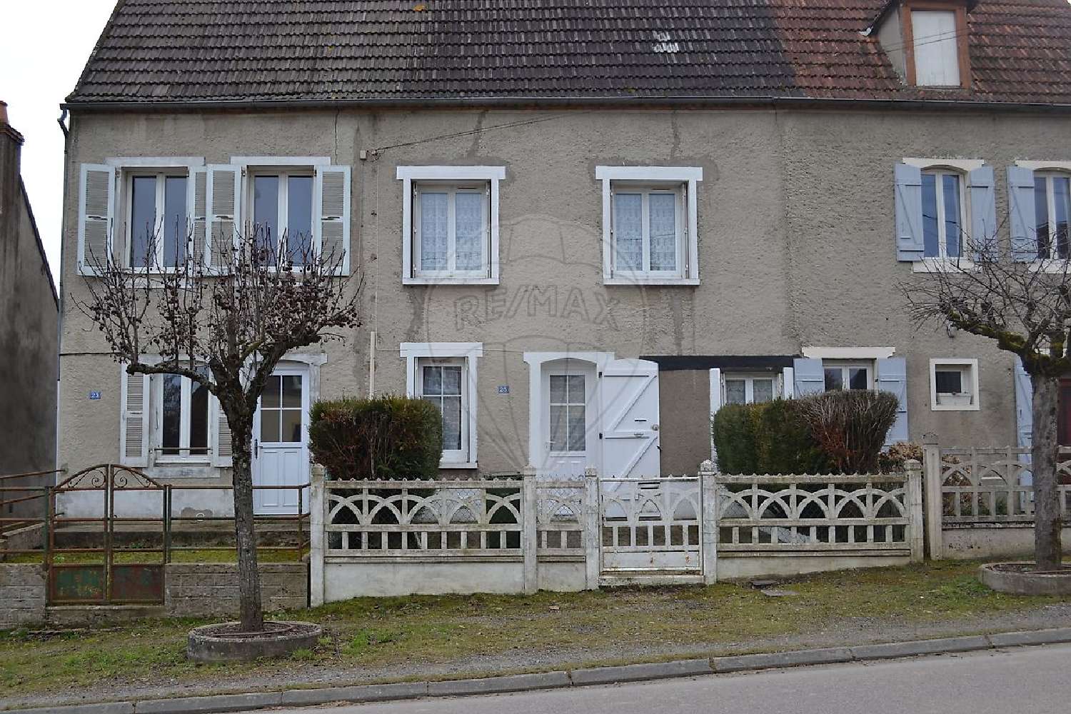  te koop huis Fours Nièvre 1