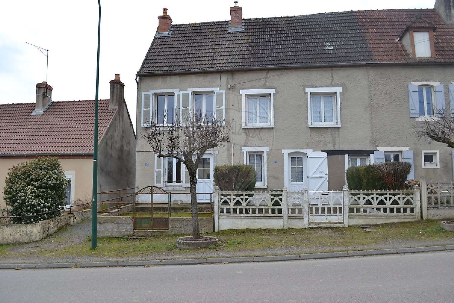  te koop huis Fours Nièvre 2