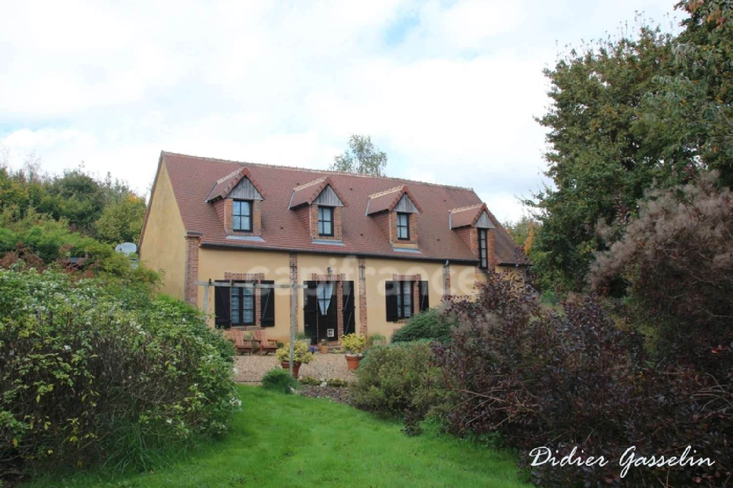  à vendre maison Gréez-sur-Roc Sarthe 1