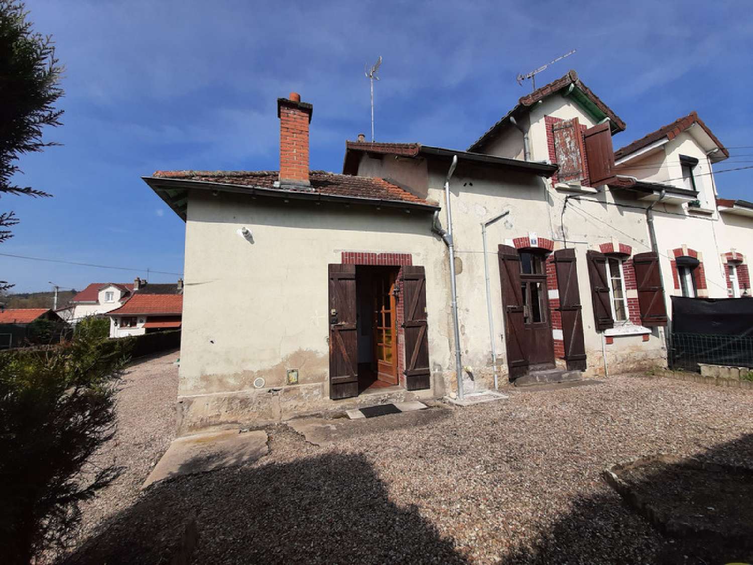  à vendre maison Gueugnon Saône-et-Loire 1