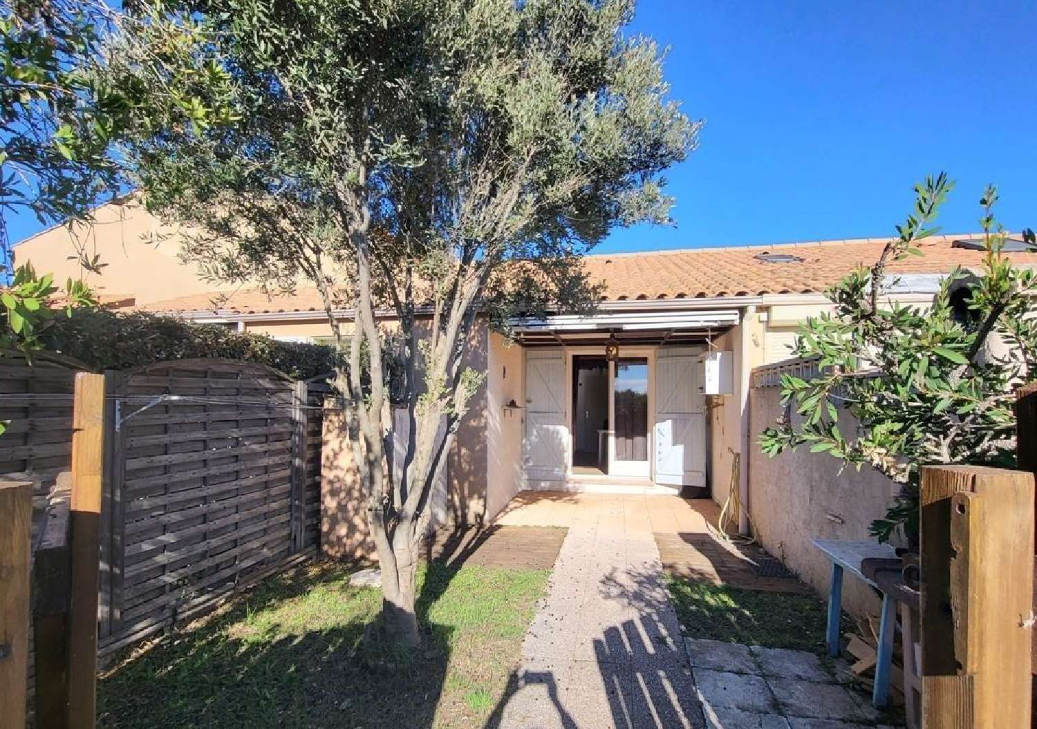 te koop huis Castelnau-de-Guers Hérault 1