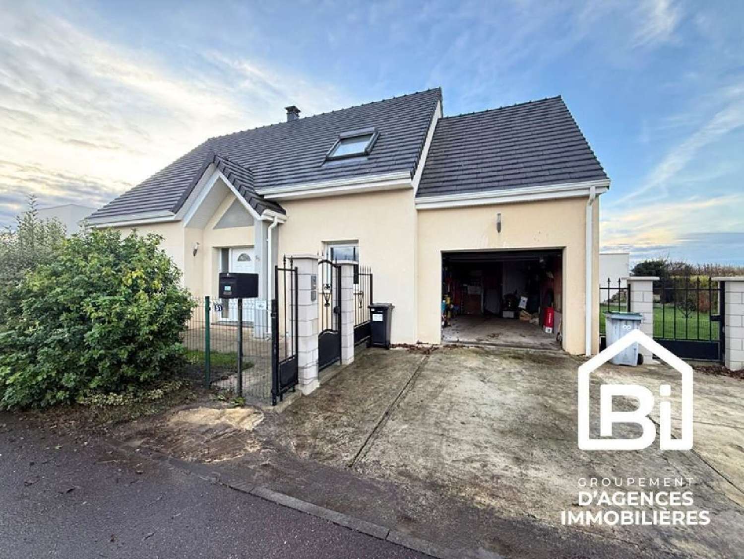  for sale house Hérouvillette Calvados 1