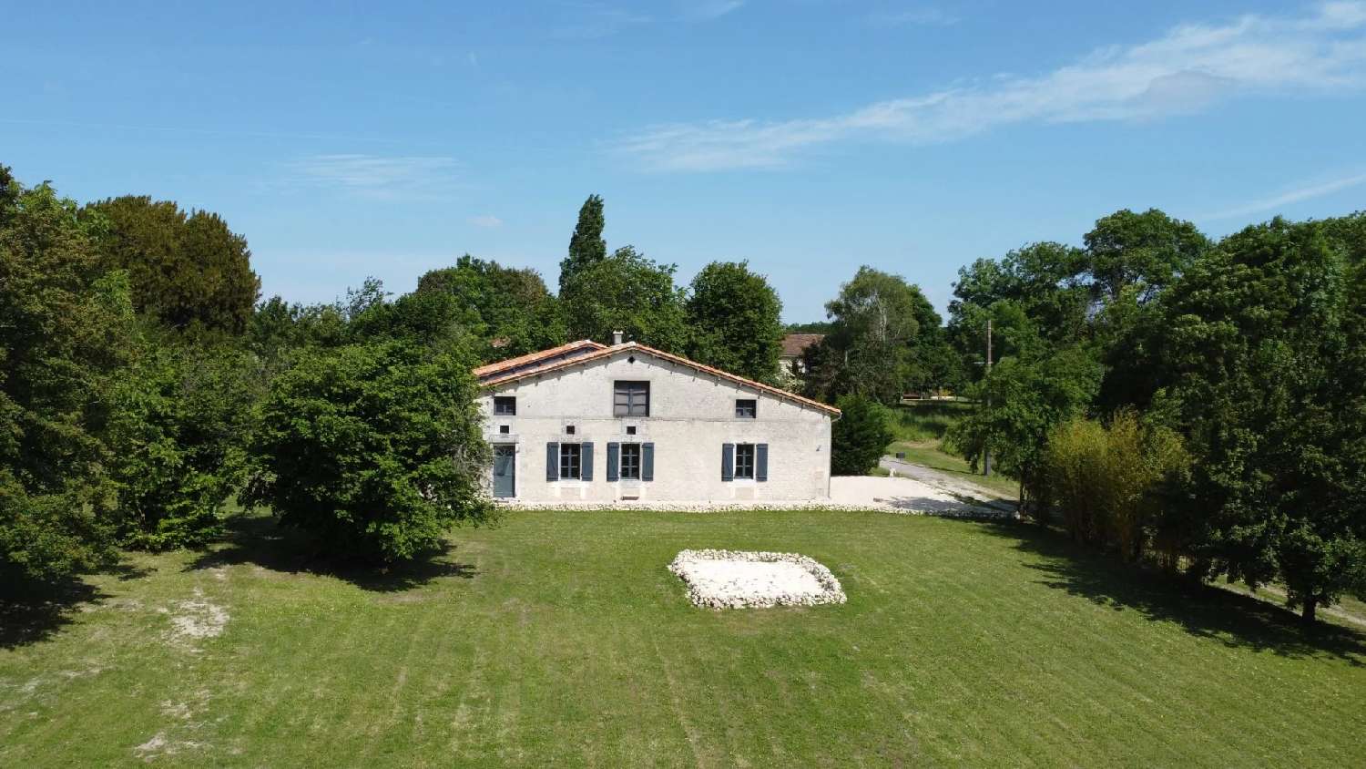 te koop huis Juignac Charente 2