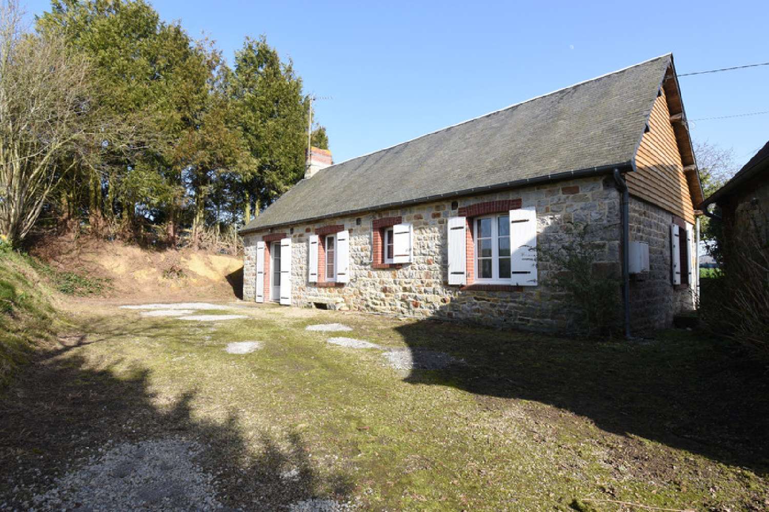  for sale house La Baroche-sous-Lucé Orne 1