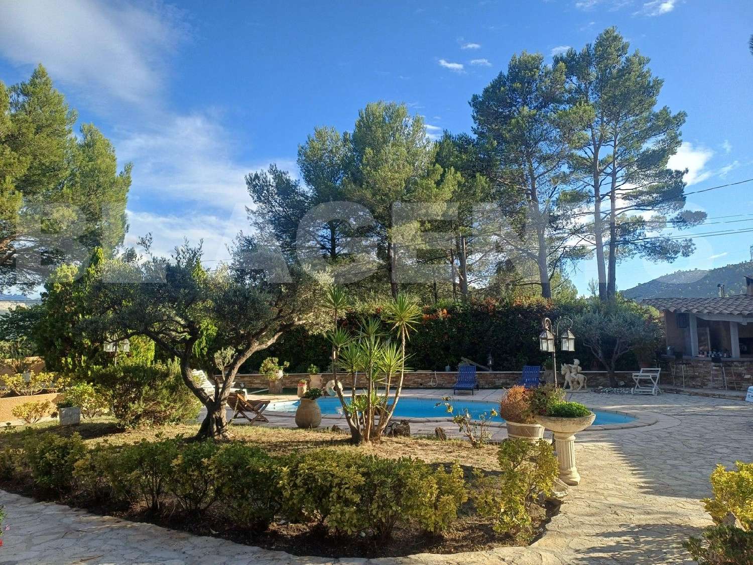  en venta casa La Destrousse Bocas del Ródano 1