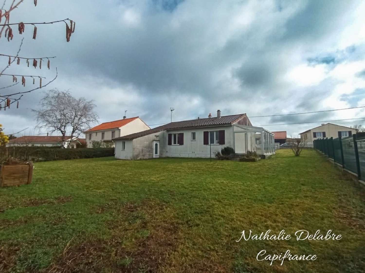 te koop huis Lusignan Vienne 3