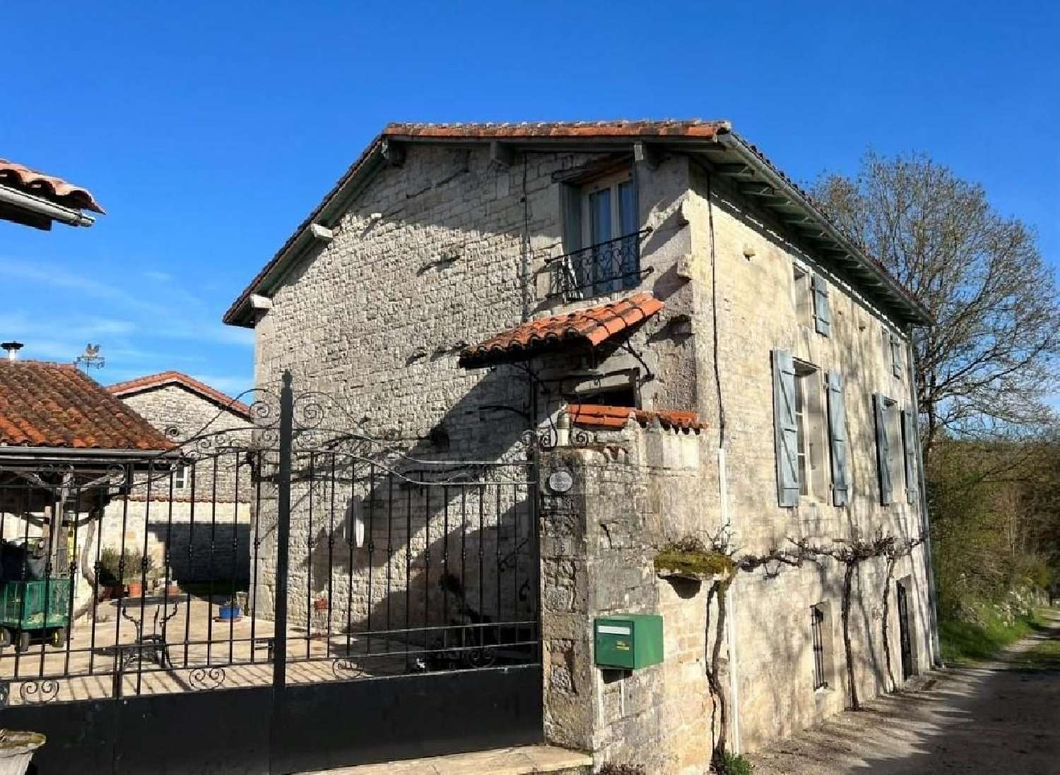  à vendre maison Mansle Charente 1