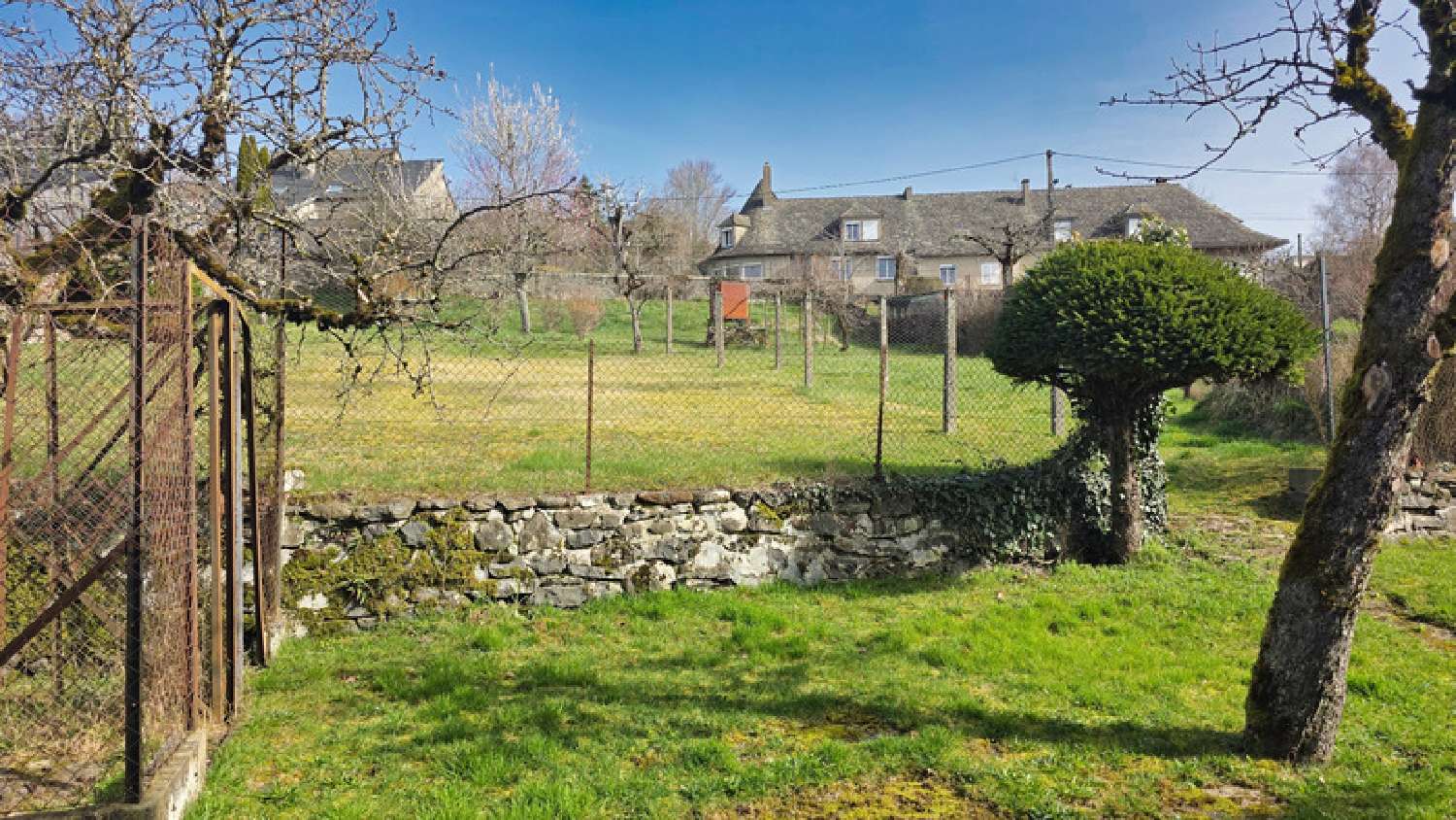 te koop huis Mauriac Cantal 3