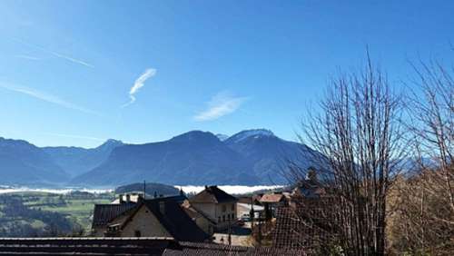 Miribel-les-Échelles Isère huis foto 7287564