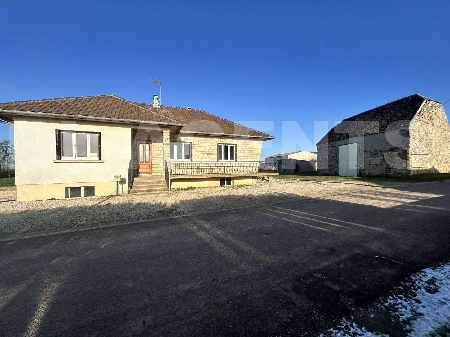 à vendre maison Montpothier Aube 1