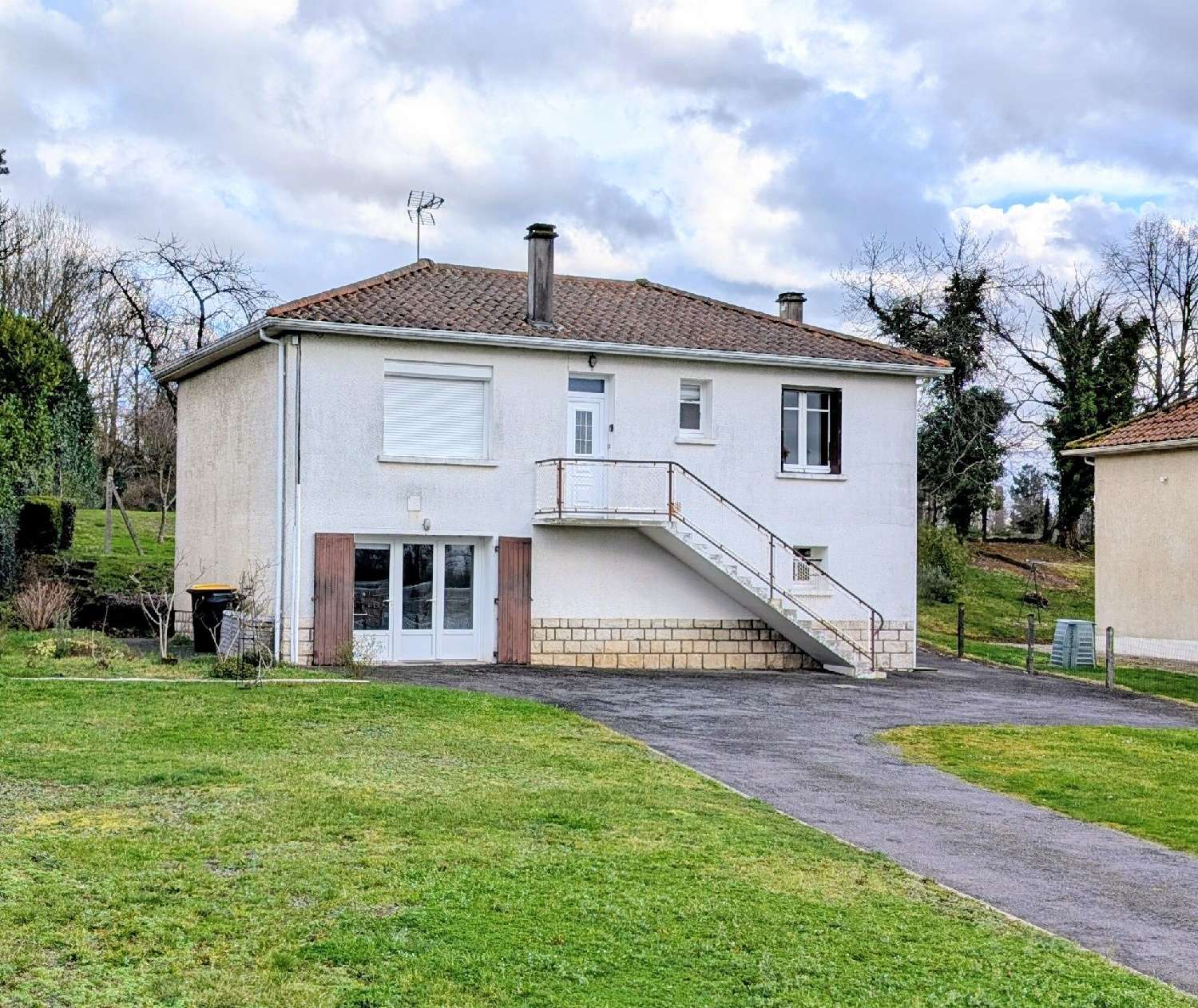  en venta casa Moutardon Charente 1