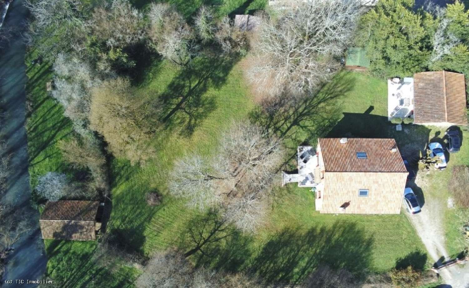  te koop huis Nanteuil-en-Vallée Charente 2