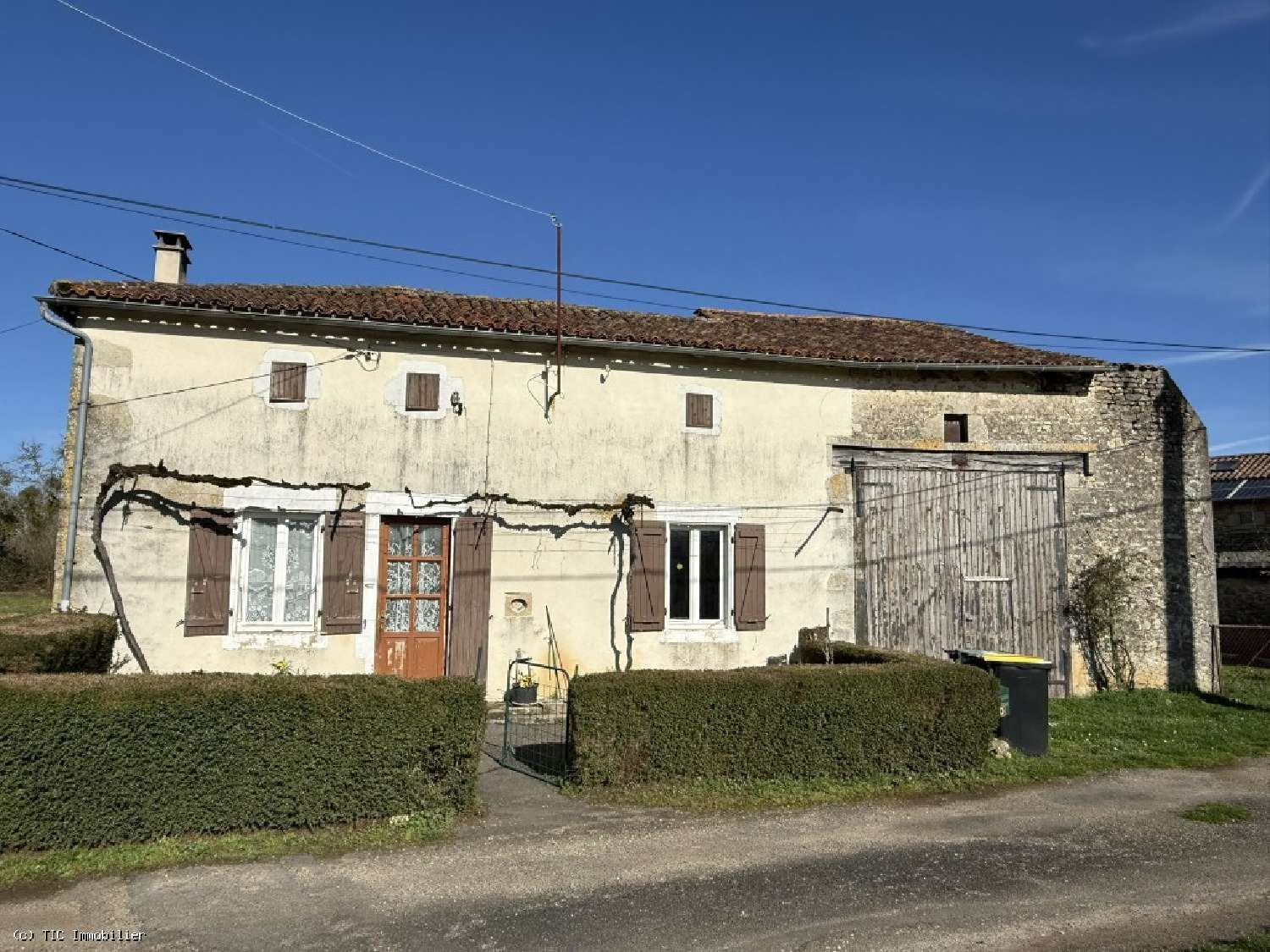  te koop huis Nanteuil-en-Vallée Charente 2