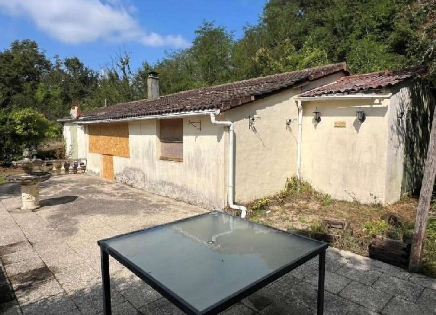  te koop huis Nanteuil-en-Vallée Charente 5