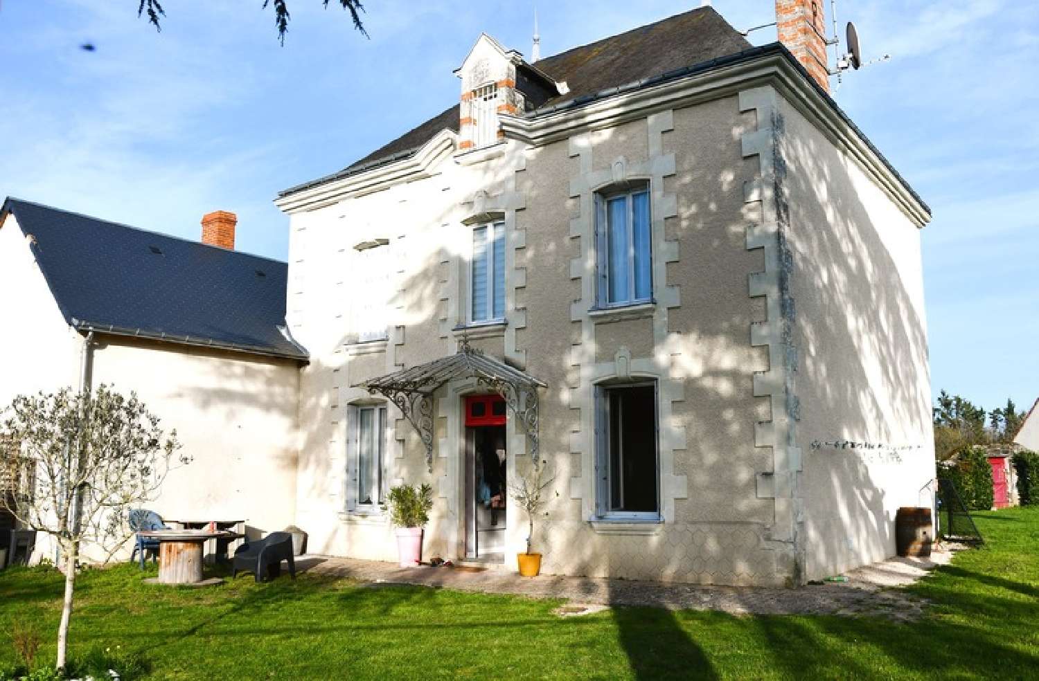  for sale house Port-de-Piles Vienne 1